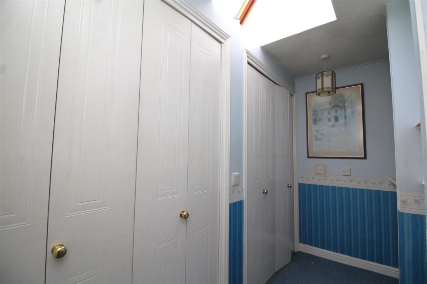 Images for Barn Close, Peterborough