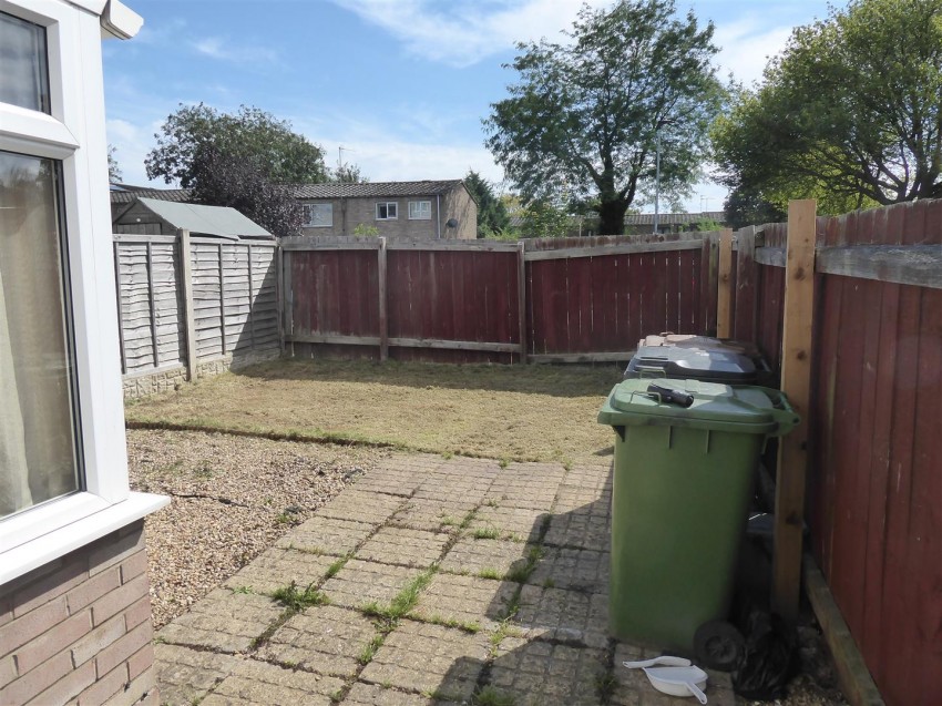 Images for Holdfield, Peterborough