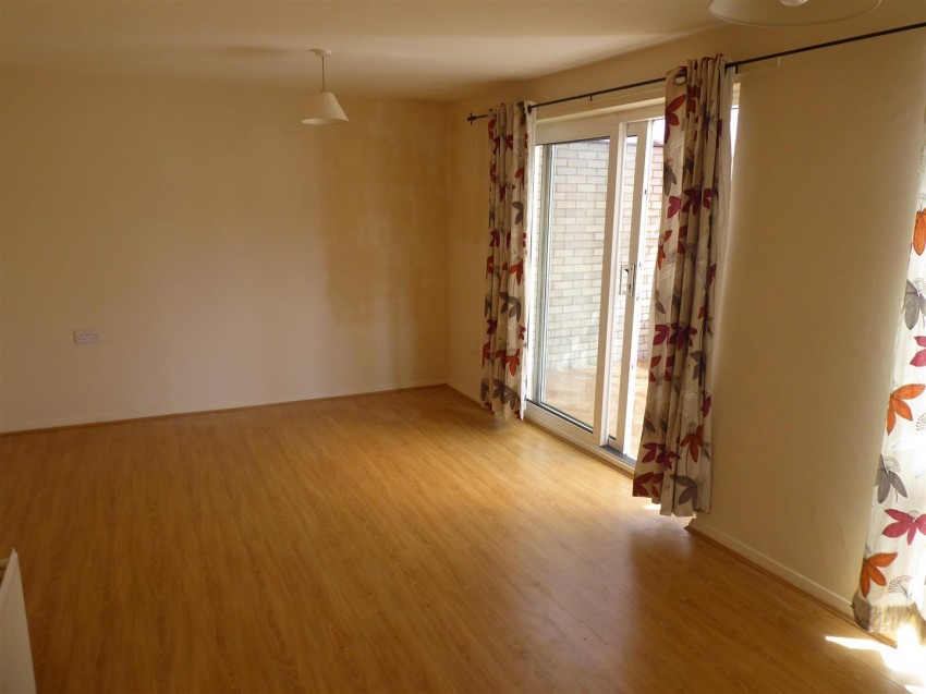 Images for Holdfield, Peterborough