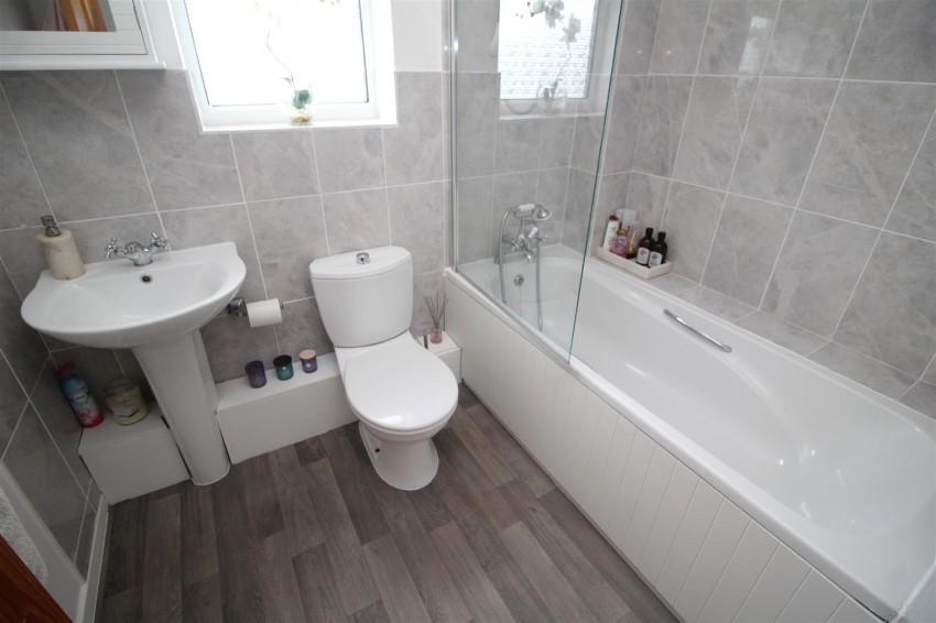 Images for Cranemore, Peterborough