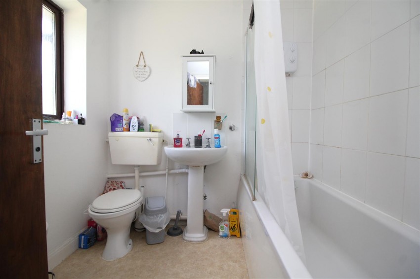 Images for Squires Gate, Peterborough