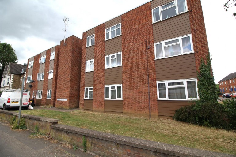 Fletton Avenue, Peterborough