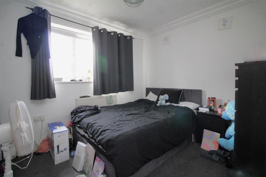 Images for Lyvelly Gardens, Parnwell, Peterborough