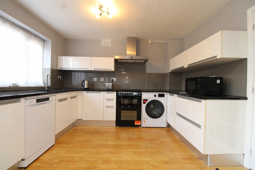 Images for South View, London Road, Peterborough