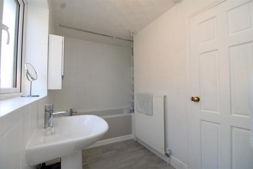 Images for South View, London Road, Peterborough