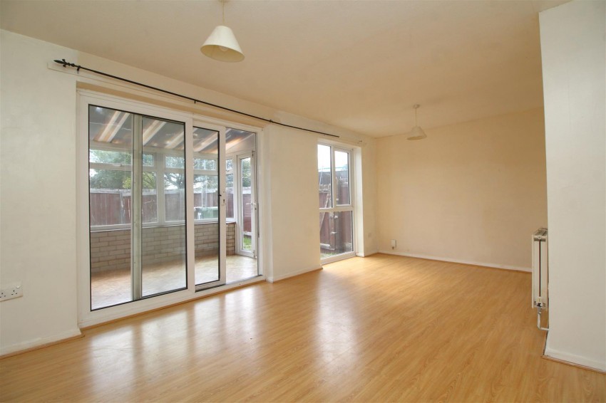 Images for Holdfield, Peterborough