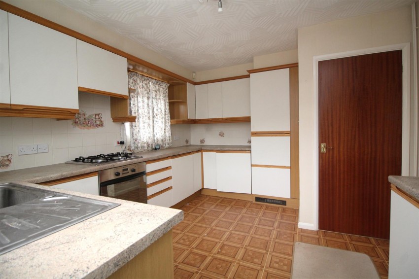 Images for Oakdale Avenue, Stanground, Peterborough