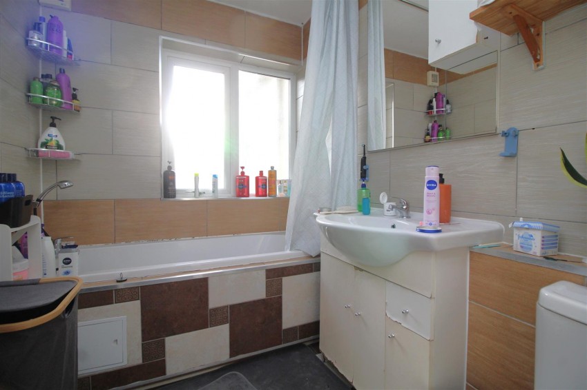 Images for Welland Close, Dogsthorpe, Peterborough