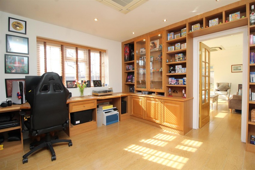 Images for Soke Road, Newborough, Peterborough