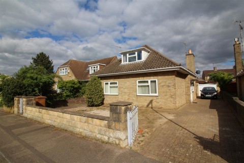 View Full Details for Warwick Road, Peterborough