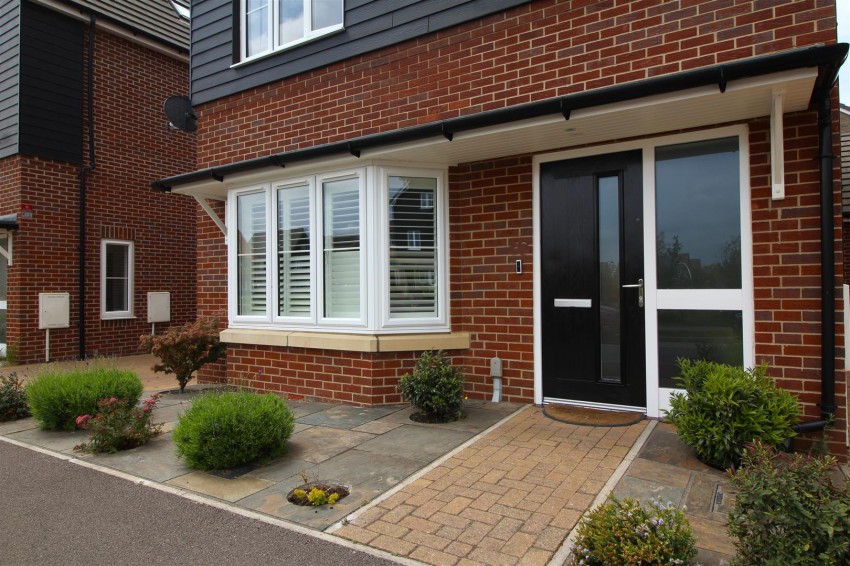 Images for Jones Hill, Hampton Heights, Peterborough